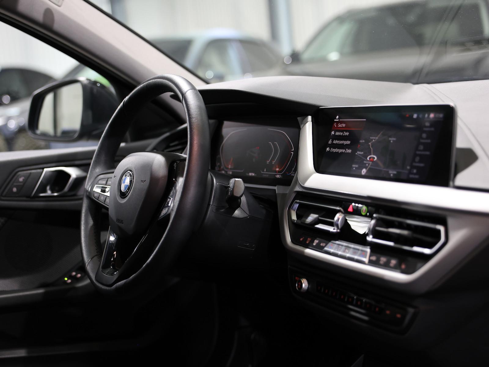 BMW 1 Series d Advantage / LED / LIVE-COCKPIT-PRO+NAVI+, миниатюра 22