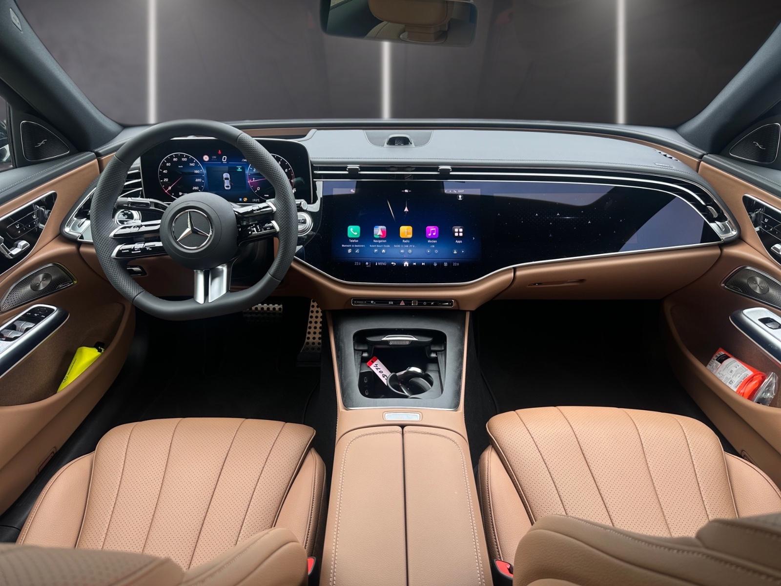 Mercedes-Benz E200 AMG Line Premium Plus Lim./Pano/0,99 % Zins