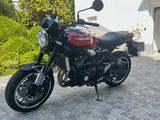 Kawasaki Z900RS - KAWASAKI 9 R