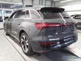 Audi Q8 e-tron 50 Adv Pano,AHK,Kamera,Navi,LED - Audi Q8 e-tron Gebrauchtwagen