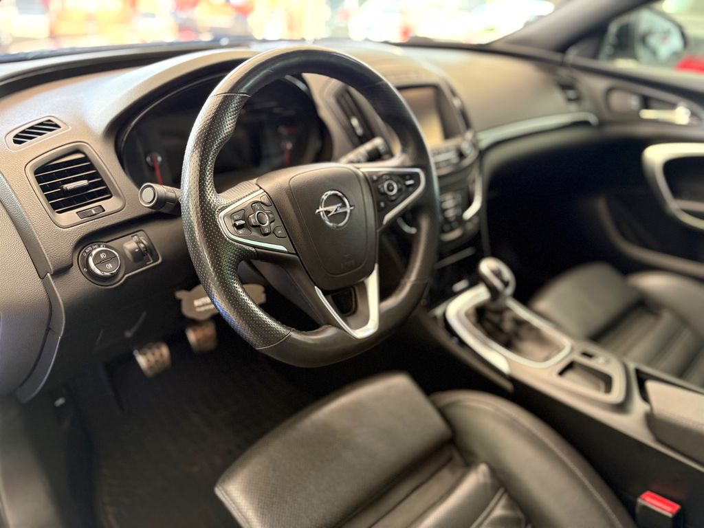 Opel Insignia - Bild 13