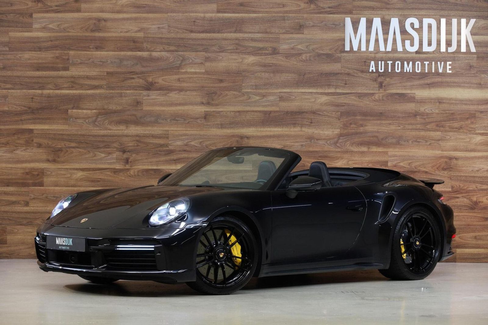 Porsche 992 Cabrio 3.8 Turbo S
