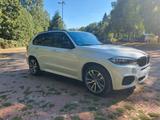 BMW X5 xDrive40d M-Sportpaket*HUD*PANORAMA*STANDH - BMW X5 Gebrauchtwagen in Frankfurt