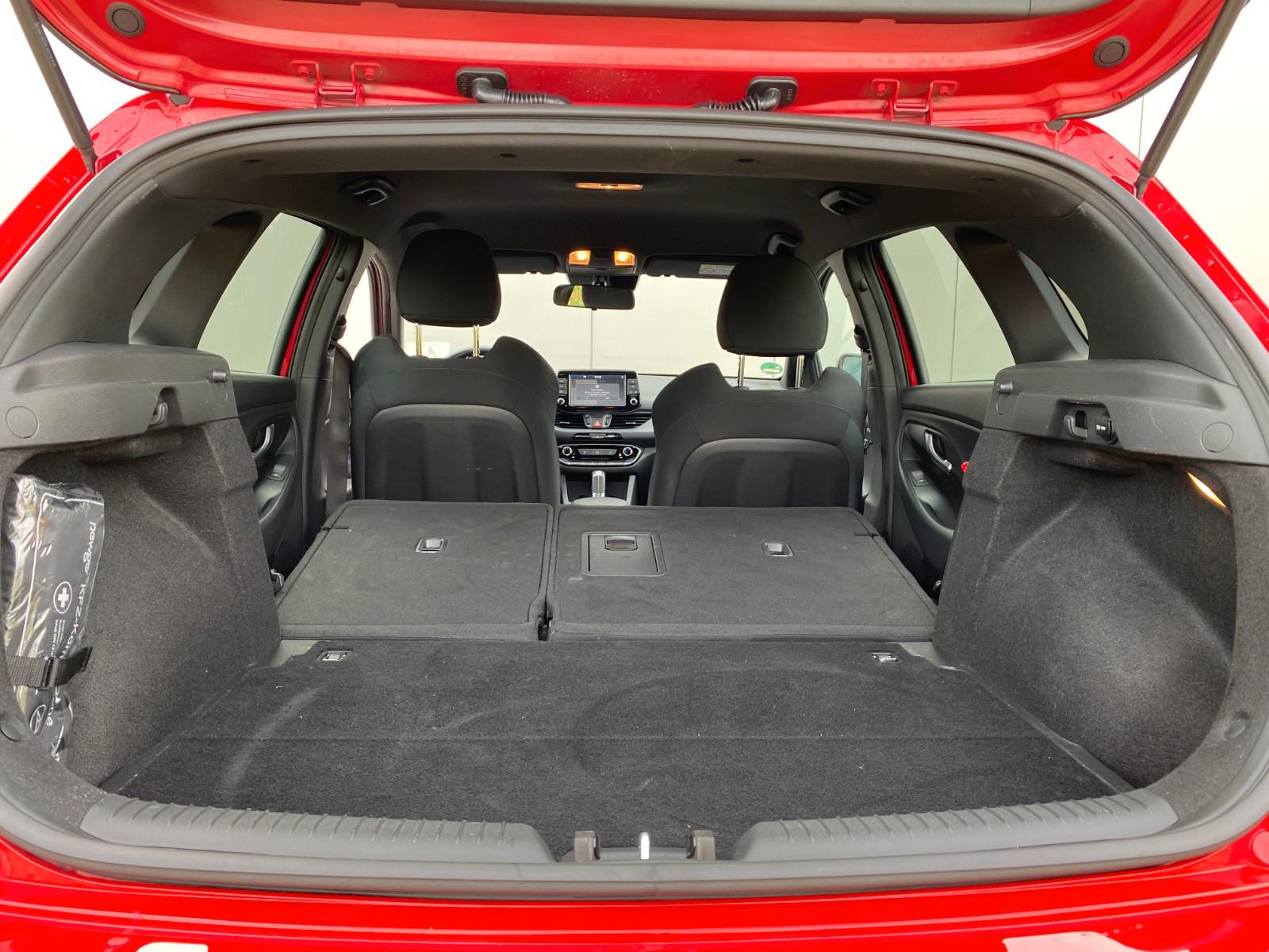 Hyundai i30 N LINE CAR PLAY SITZ-LENKRAD-HZG SCHECKHEFT