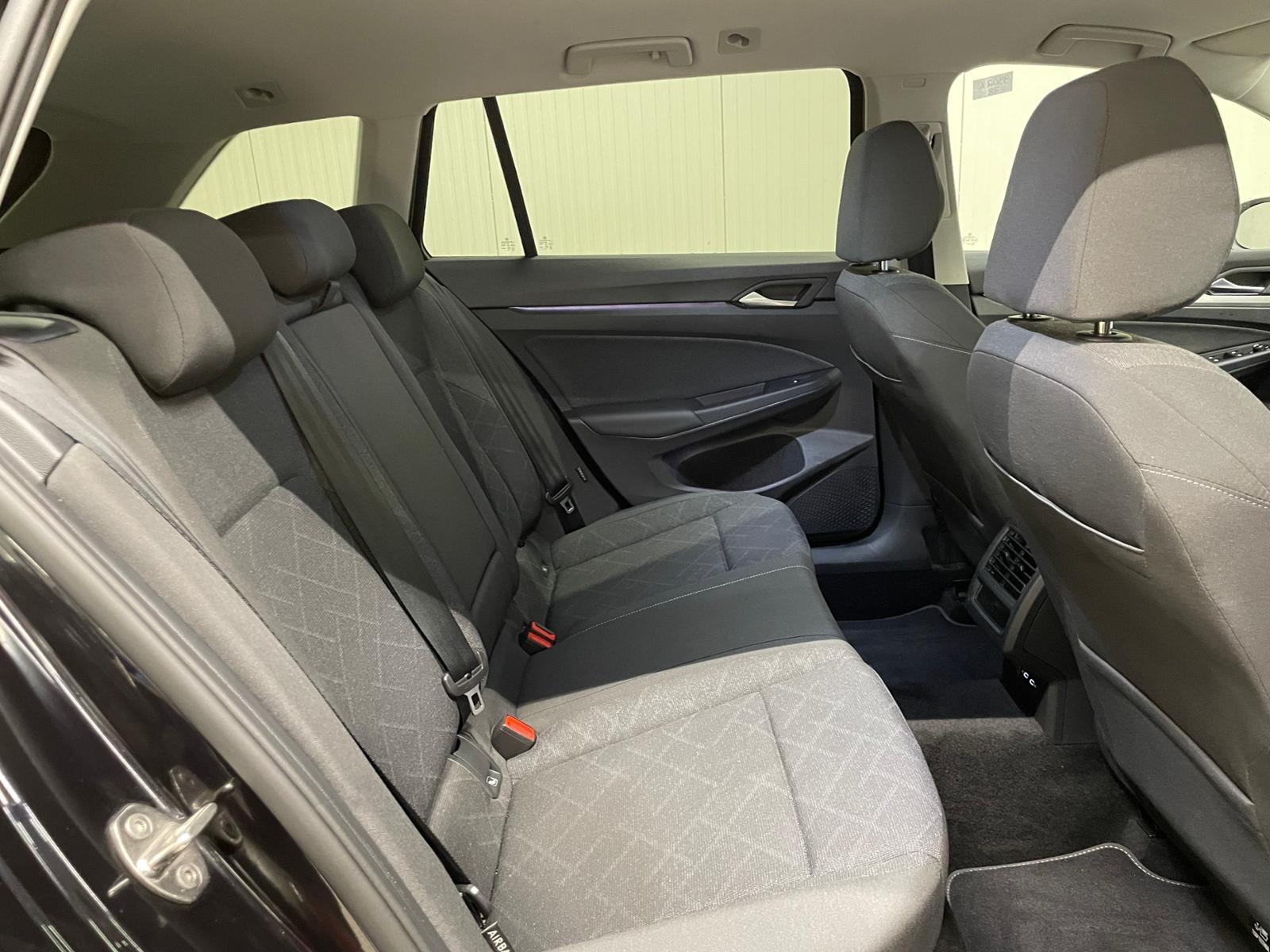 Volkswagen Golf VIII Variant Life 2.0 TDI DSG NAVI RFK LED, миниатюра 23