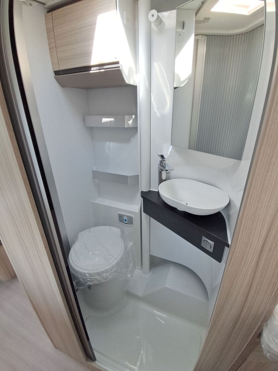 Fahrzeugabbildung Adria Compact DL 60Y