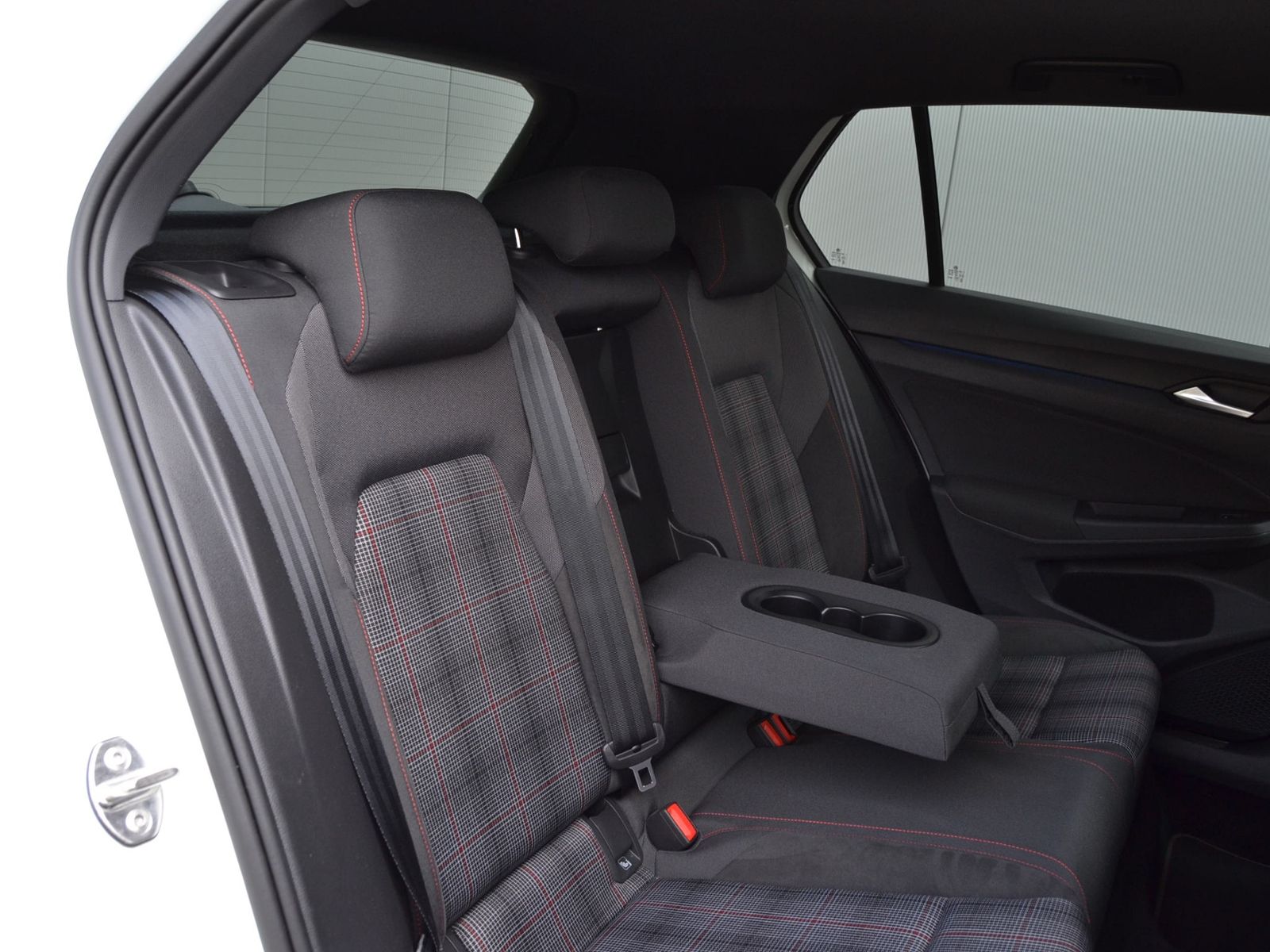 Golf VIII GTI 2.0 TSI DSG 18-ZOLL+SFW/LED/NAVI+V