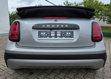 MINI Cooper Cabrio - 11