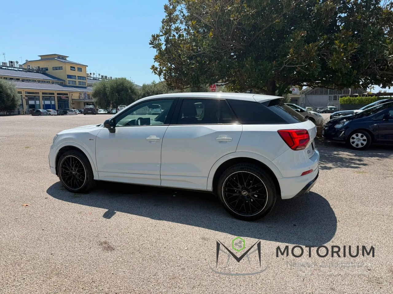 Audi Q2 30 1.6 tdi Identity Black s-tronic my20 imagem 2