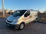Opel Vivaro 2.5 cdti L2H1 Kastenwagen - Opel Vivaro Gebrauchtwagen in Leipzig