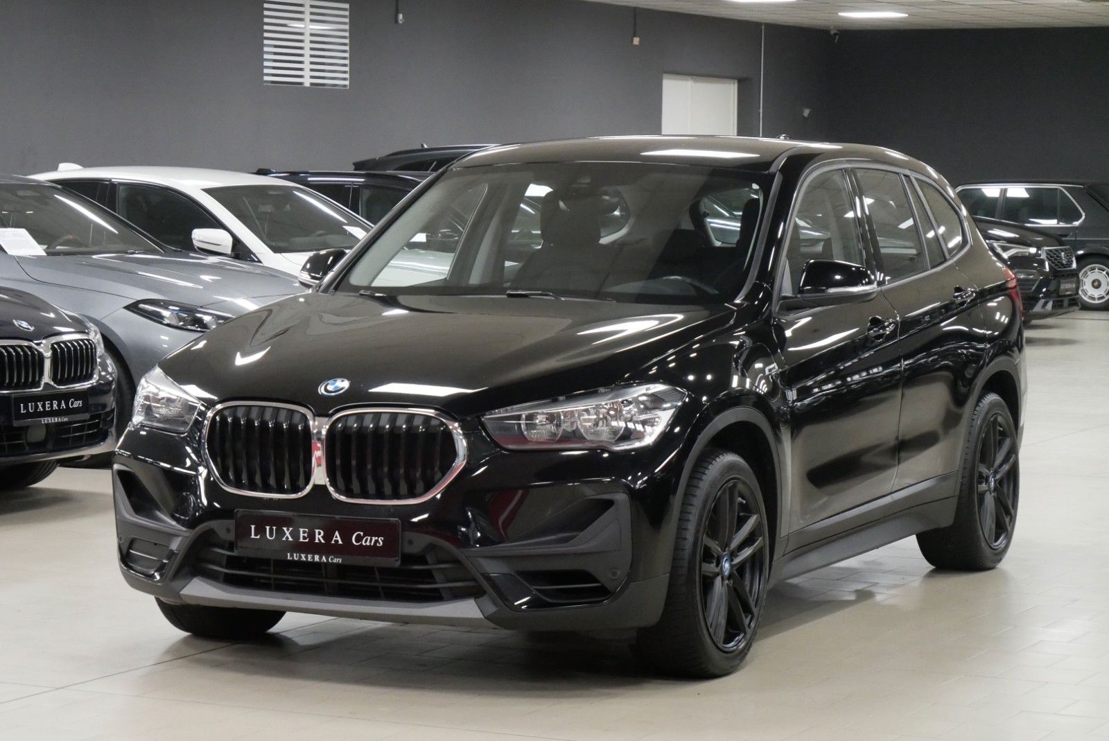 BMW X1 xDrive 25e Advantage AHK SHZ PDC foto 2