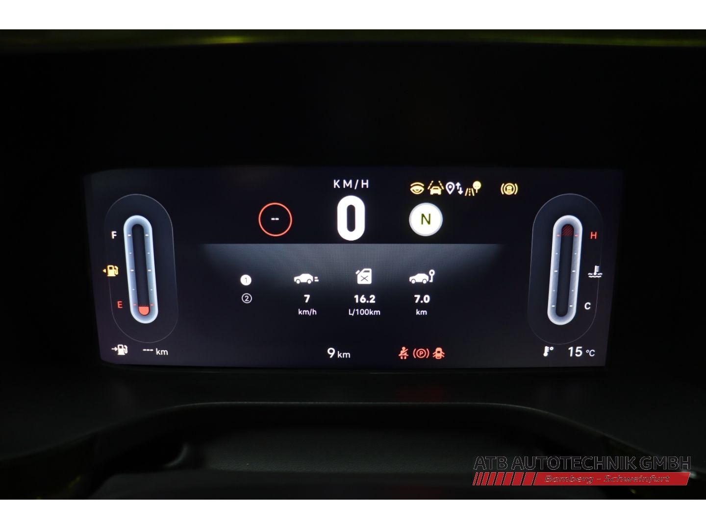 Fahrzeugabbildung Fiat Grande Panda La Prima Hybrid 1.2 eDCT Winter-Pak