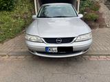 Opel Vectra B 1,6l - Opel Vectra: B V6