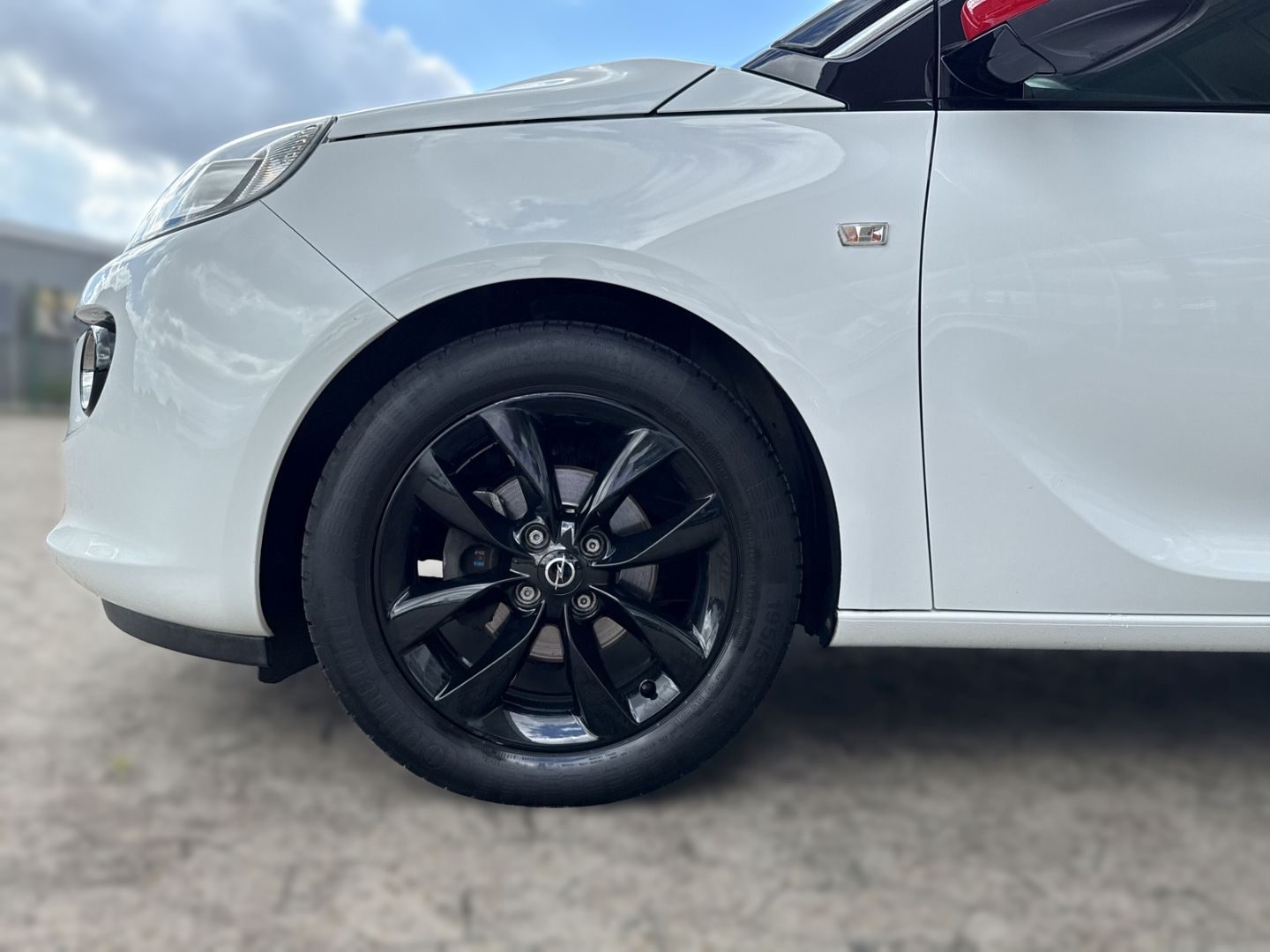 Fahrzeugabbildung Opel Adam Unlimited 1.4 Klimaautom SHZ LenkradHZG Tem