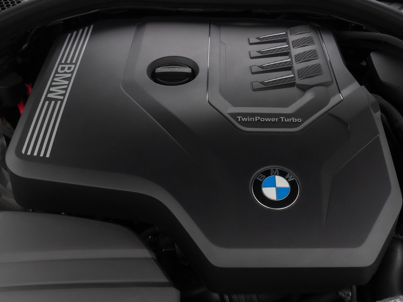 Fahrzeugabbildung BMW 330i Komfort HUD Kamera H/K Leder Sport 18Zoll