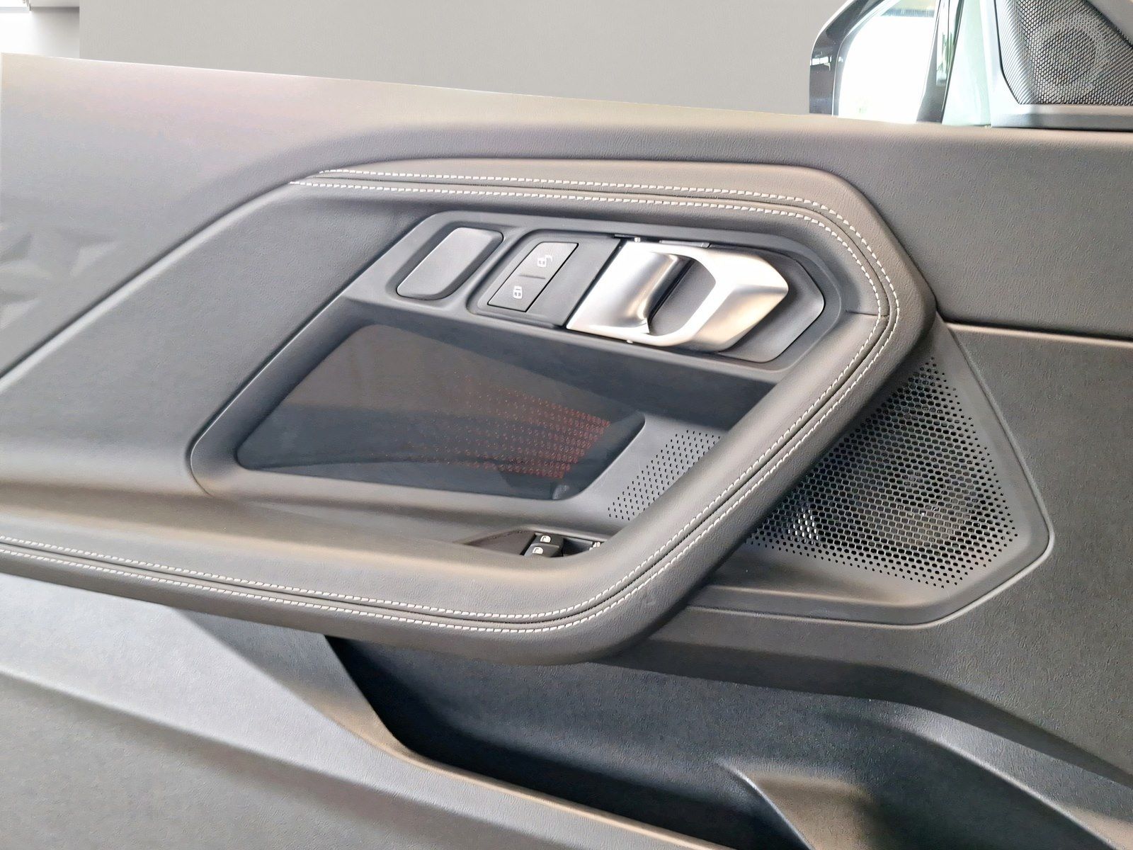 BMW 220 - Bild 16