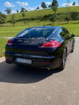 Porsche Panamera 4 - Approved - Porsche Gebrauchtwagen in Stuttgart