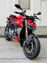 Ducati Streetfighter V2 35 KW - DUCATI STREETFIGHTER V2