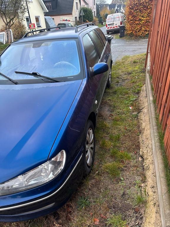 Peugeot 406