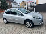 Renault Clio, TÜV bis 03/2027 - gebrauchte Renault Clio aus dem Jahr 2011