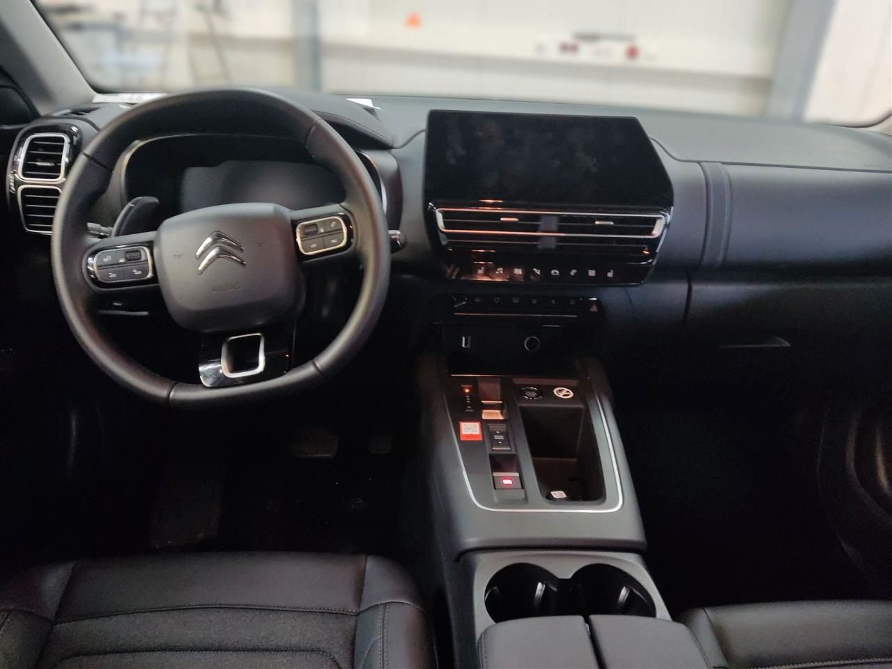 Fahrzeugabbildung Citroën C5 Aircross Hybrid 145 Plus e-DCS6 Automatik Nav