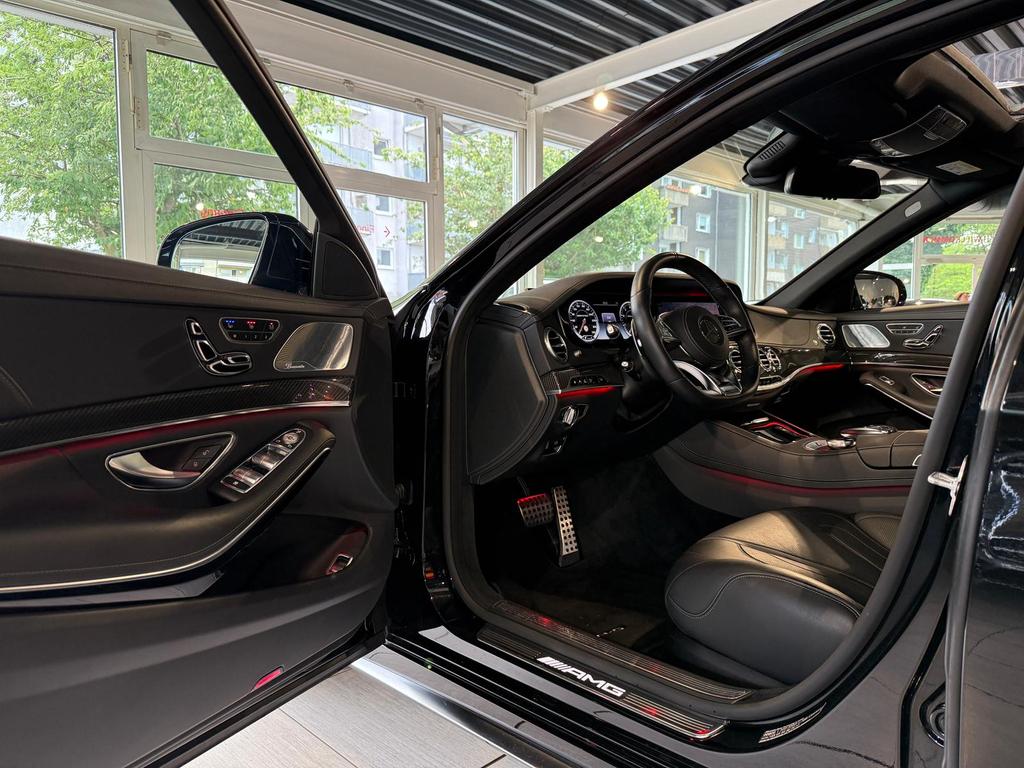 Mercedes-Benz S 63 AMG