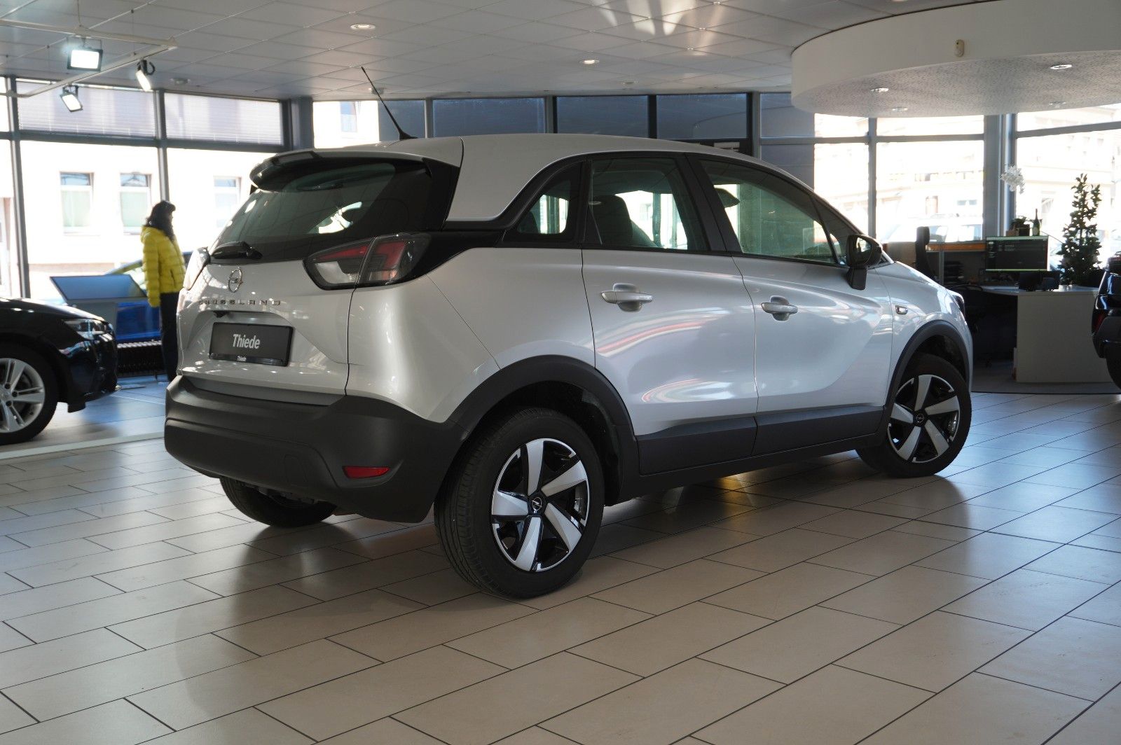 Fahrzeugabbildung Opel Crossland (X) 1.5D EDITION NAVI/LED/KAMERA/DAB+
