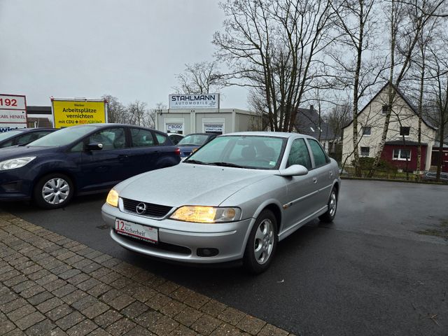 Opel Vectra 1.6 16V Edition Klima Scheckheft Servo