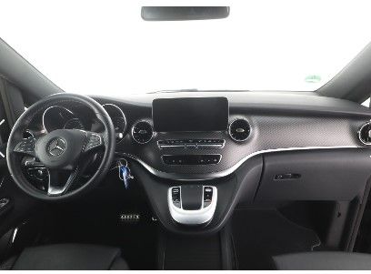 Fahrzeugabbildung Mercedes-Benz V 300 d AVA ED AMG AIRMATIC Tisch AHK2,5to Stdh
