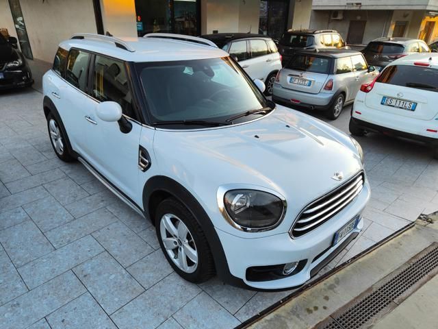 MINI Countryman 2.0 Cooper D 150cv Business AUTO