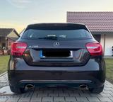 Mercedes-Benz A 200 Urban - Mercedes-Benz A 200 aus 2015