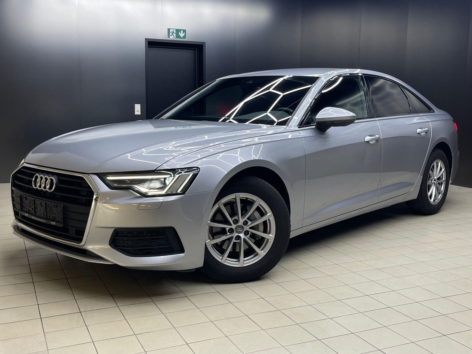 Fahrzeugabbildung Audi A6 40 TDI S-Tr. VIRTU+MATRIX+NAVI+SHZ+TEMP+AHK+