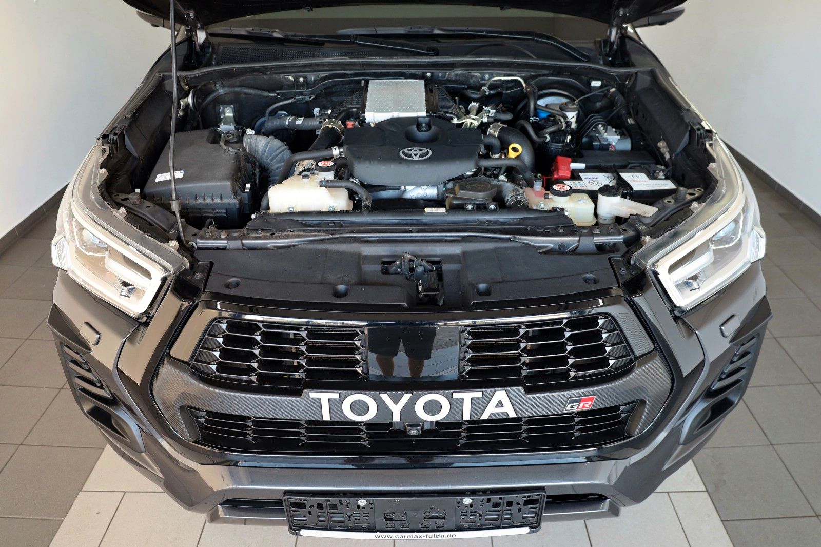 Fahrzeugabbildung Toyota Hilux 2.8 D-4D GR Sport,Alcant,.ACC,Rollo el,AHK