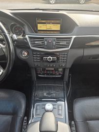 Mercedes E 350 - 10
