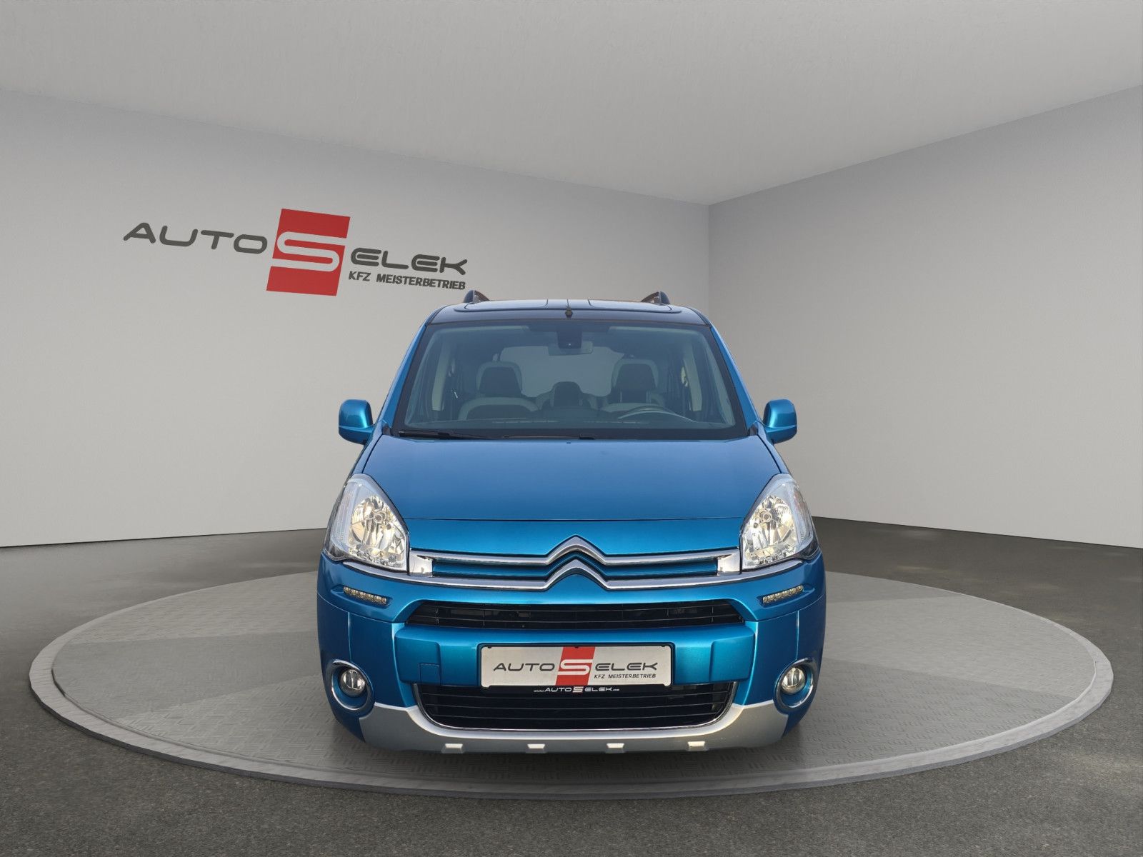 Fahrzeugabbildung Citroën Berlingo Kombi Selection+AHK+PDC+KLIMA+LED