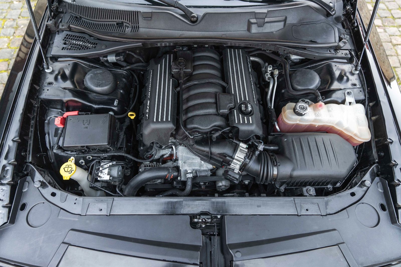 Fahrzeugabbildung Dodge Challenger R/T SCAT 392 KAM CARPLAY SZH BREMBO