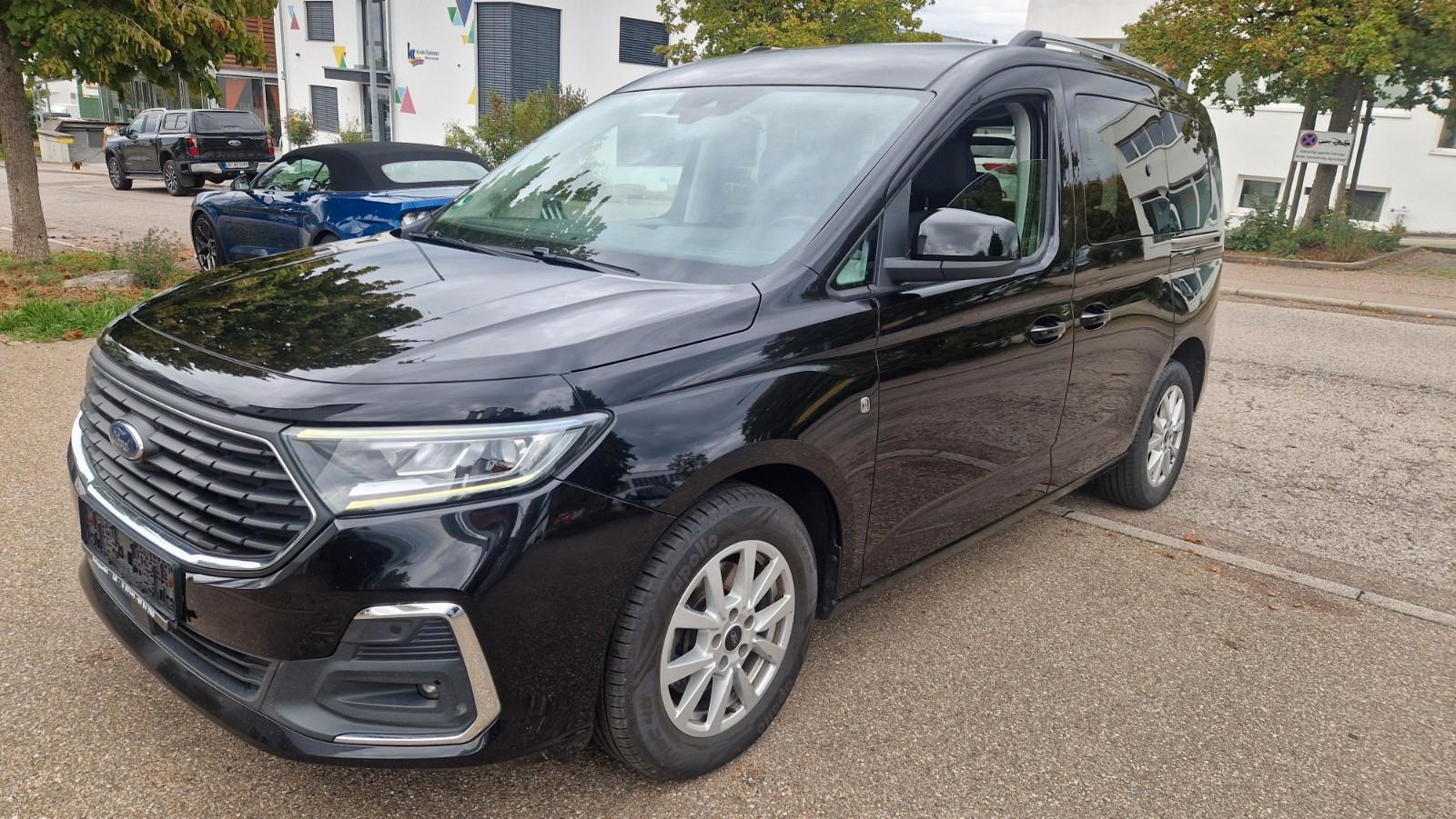 Ford Tourneo Connect 2.0 EcoBlue Titanium Automatik
