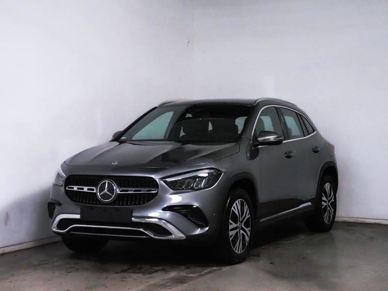 MERCEDES-BENZ GLA 200 AUT DynLicht Fernlichtass. Kam. KlimaA