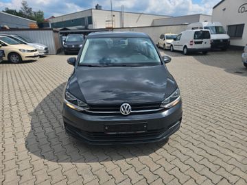 Volkswagen Touran - 2