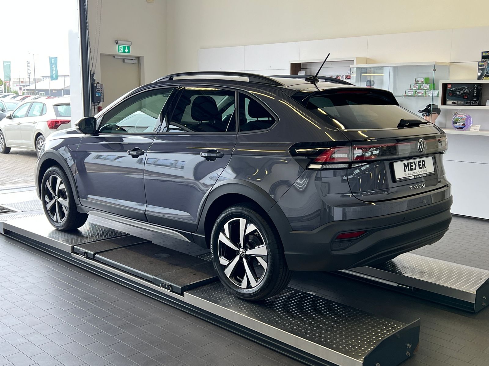Fahrzeugabbildung Volkswagen Taigo Life 1.0 TSI DSG *Matrix,LED,ACC,Kamera,17