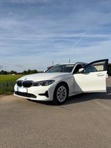 BMW 318d Touring -  inkl. BMW-Garantie bis 1/2027 - BMW 318 mit Diesel-Antrieb: 318i