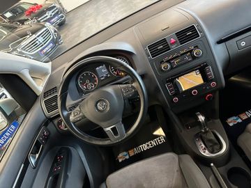 Volkswagen Touran Highline DSG *PANO*SHZ*NAVI*PDC*TEMPOMAT*