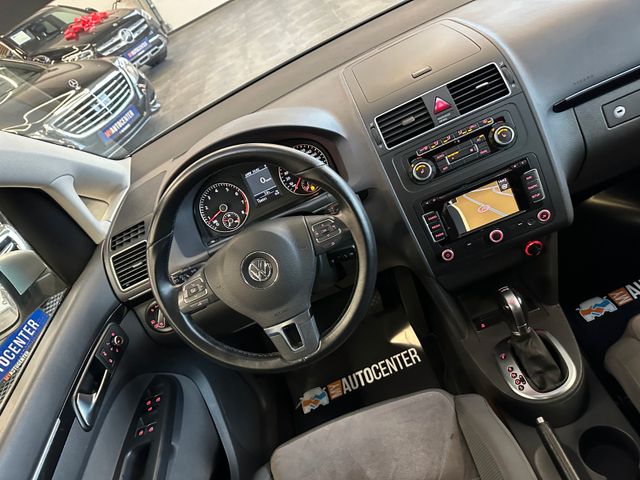 Volkswagen Touran Highline DSG *PANO*SHZ*NAVI*PDC*TEMPOMAT*