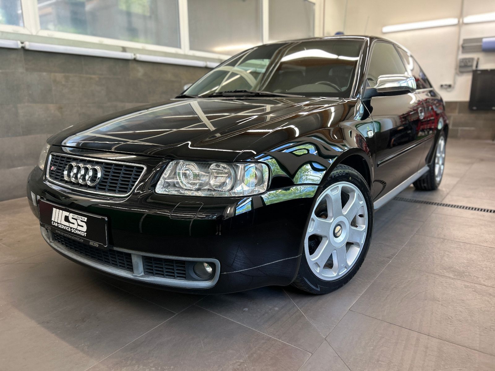Audi S3 1.8T quattro Facelift 1.Hand