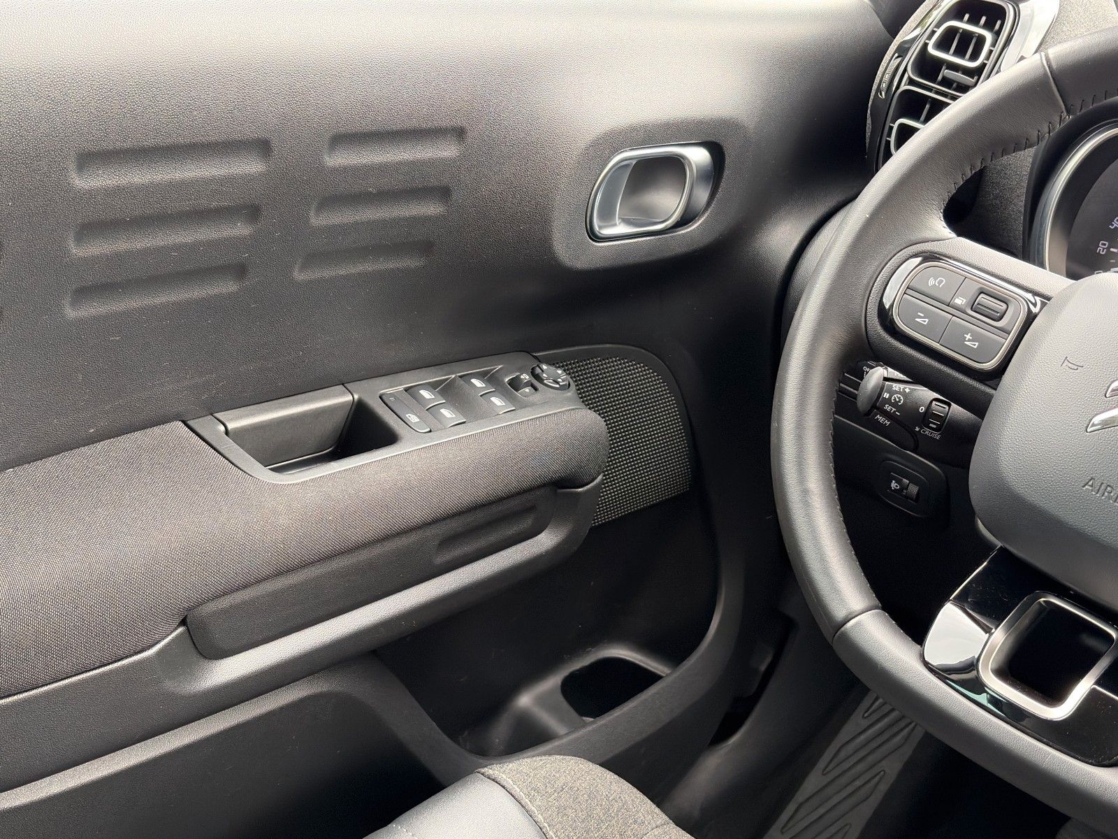 Fahrzeugabbildung Citroën C3 Aircross Max*Kamera*PDC*NAVI*Keyless**
