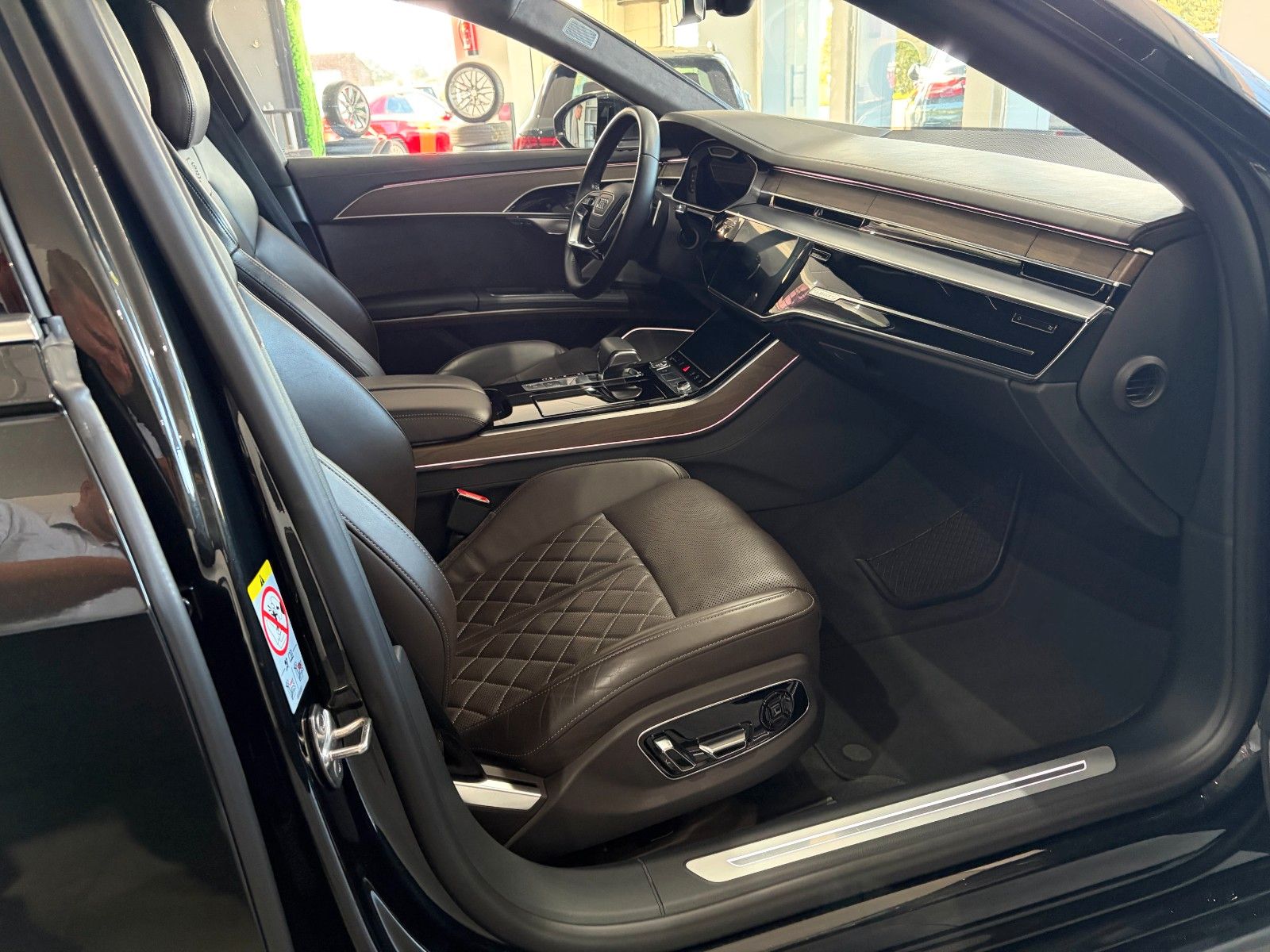 Audi A8 50 TDI Voll TV Matrix B&O-Advanced 4xMassage foto 23