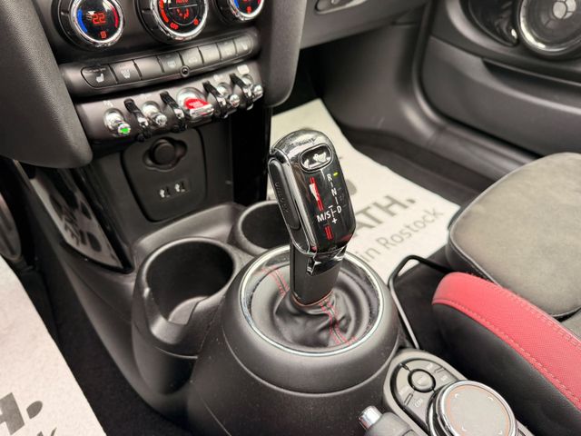 MINI John Cooper Works JOHN_COOPER_WORKS Cabrio