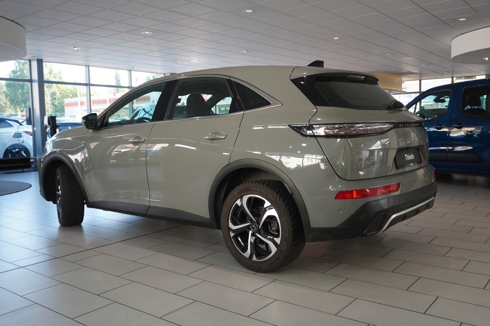 Fahrzeugabbildung DS Automobiles DS7 (Crossback) 1.5D BASTILLE+ NAVI/LED/360°/DAB