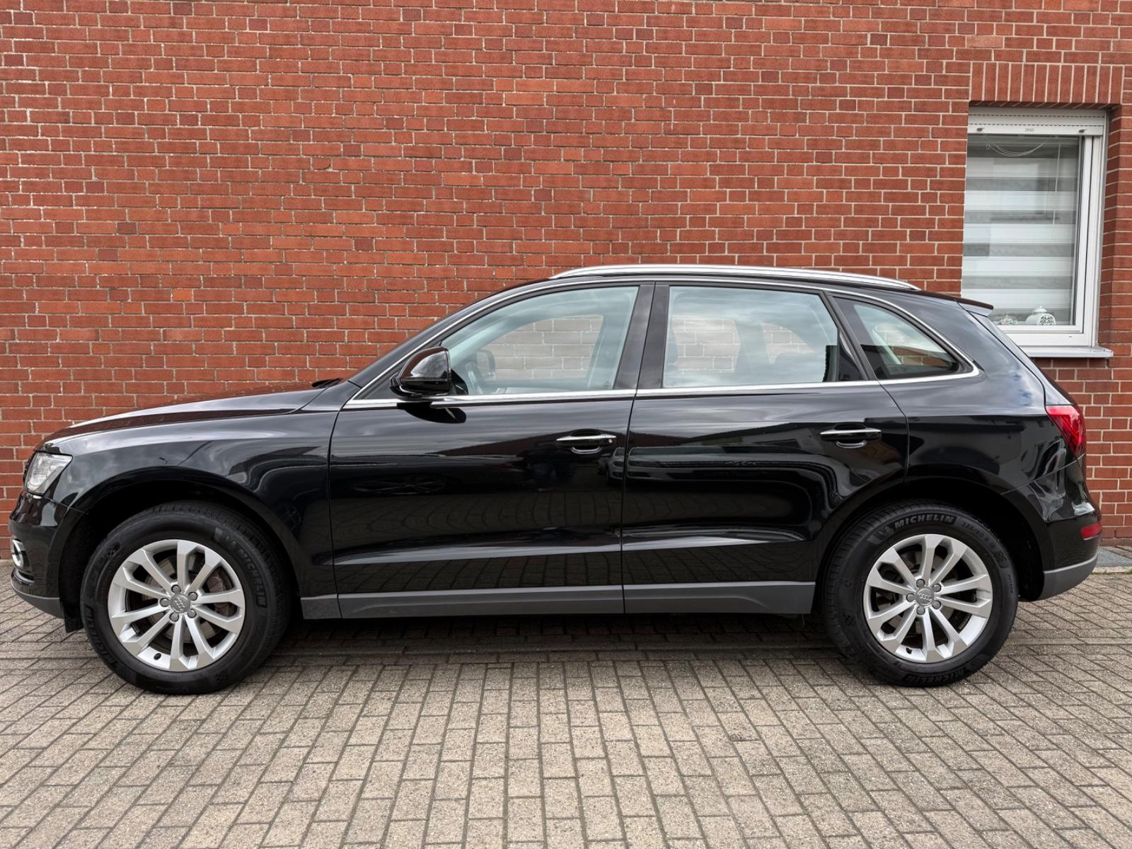 Audi Q5 3.0 TDI 190 kW quattro"Navi"SiHz"AHK"Kamera