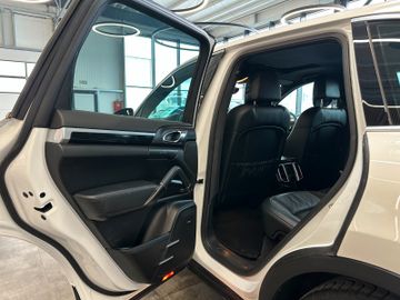 Porsche Cayenne S *3. Hand*Klima*SHZ*Navi*PDC*BOSE*AHK*